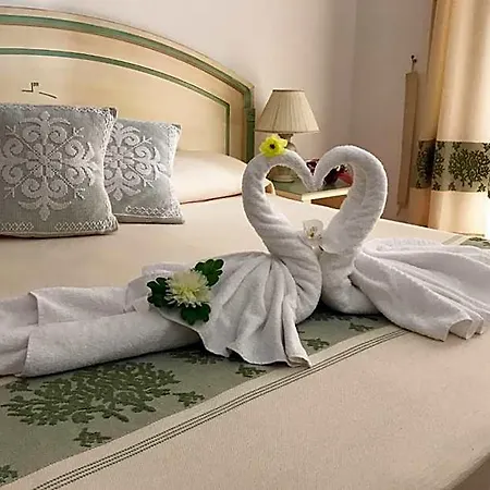 Villabianca لا ماداّلينا
